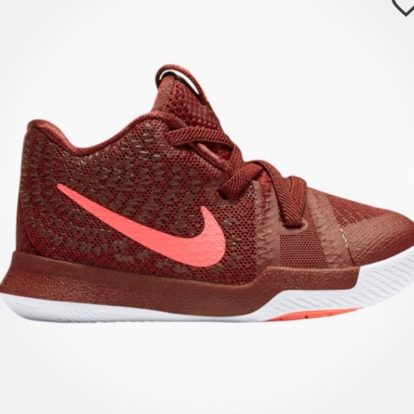 Nike Kyrie 3 - Picture 1 of 7